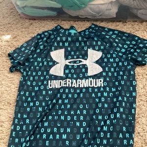 underarmour tshirt